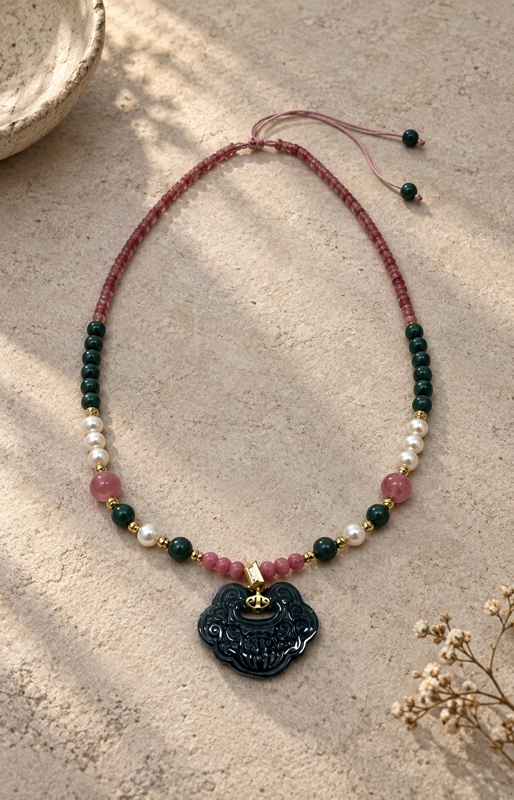 A Cherished Bond - Scented Necklace - product view