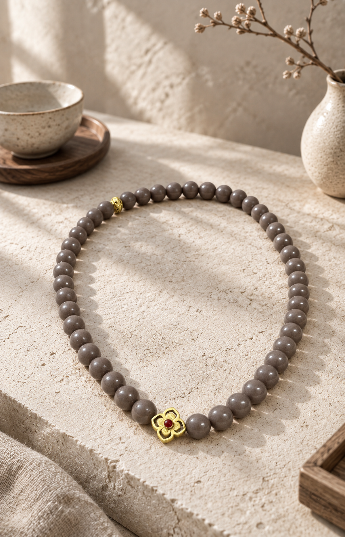 Clover Fold - Scented Bracelet - product view