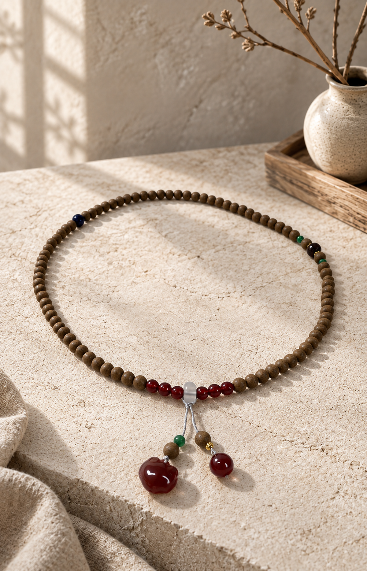 Little Lock - Scented Necklace - product view