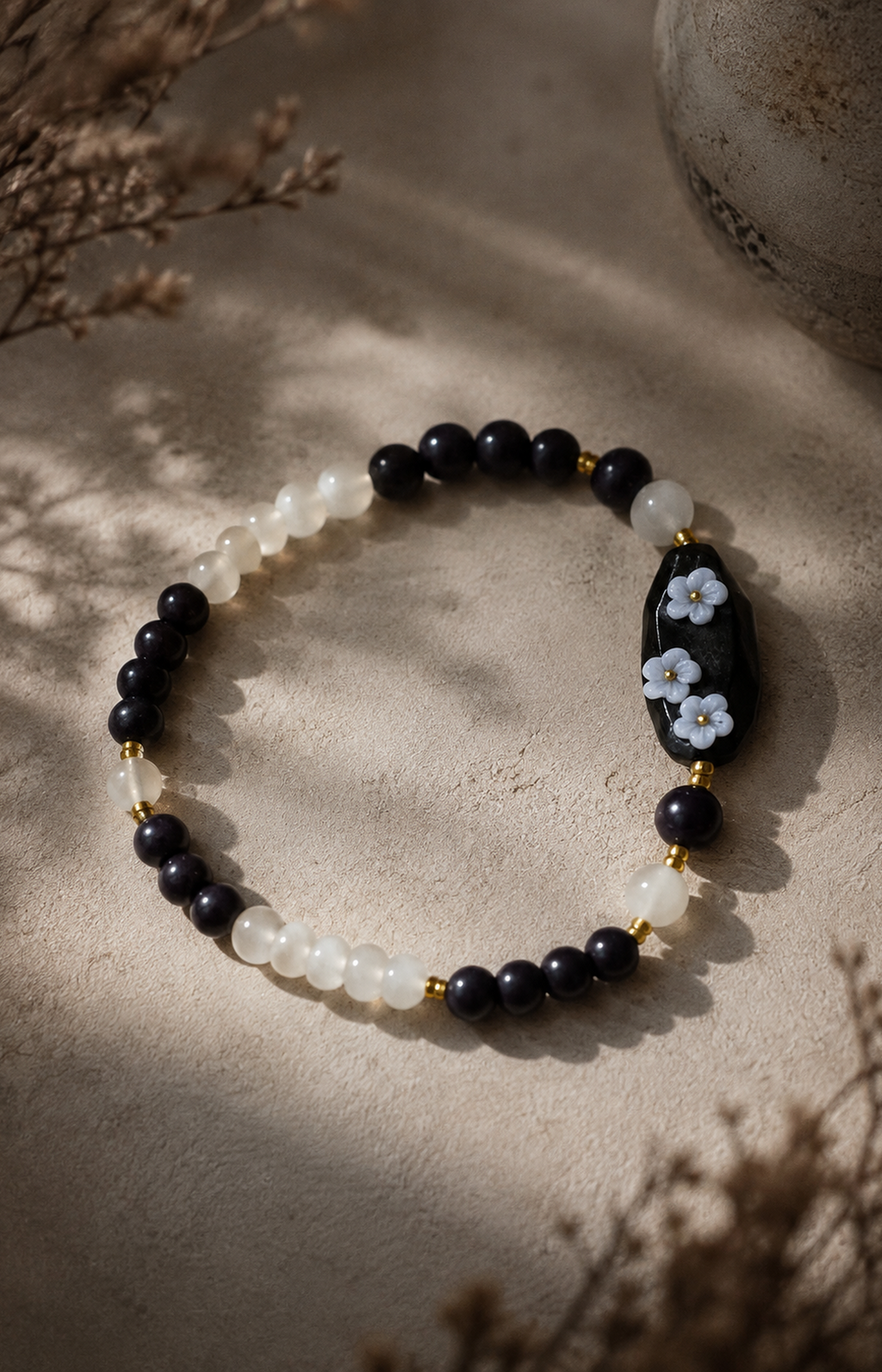 Flowers After Dark - Scented Bracelet — product view